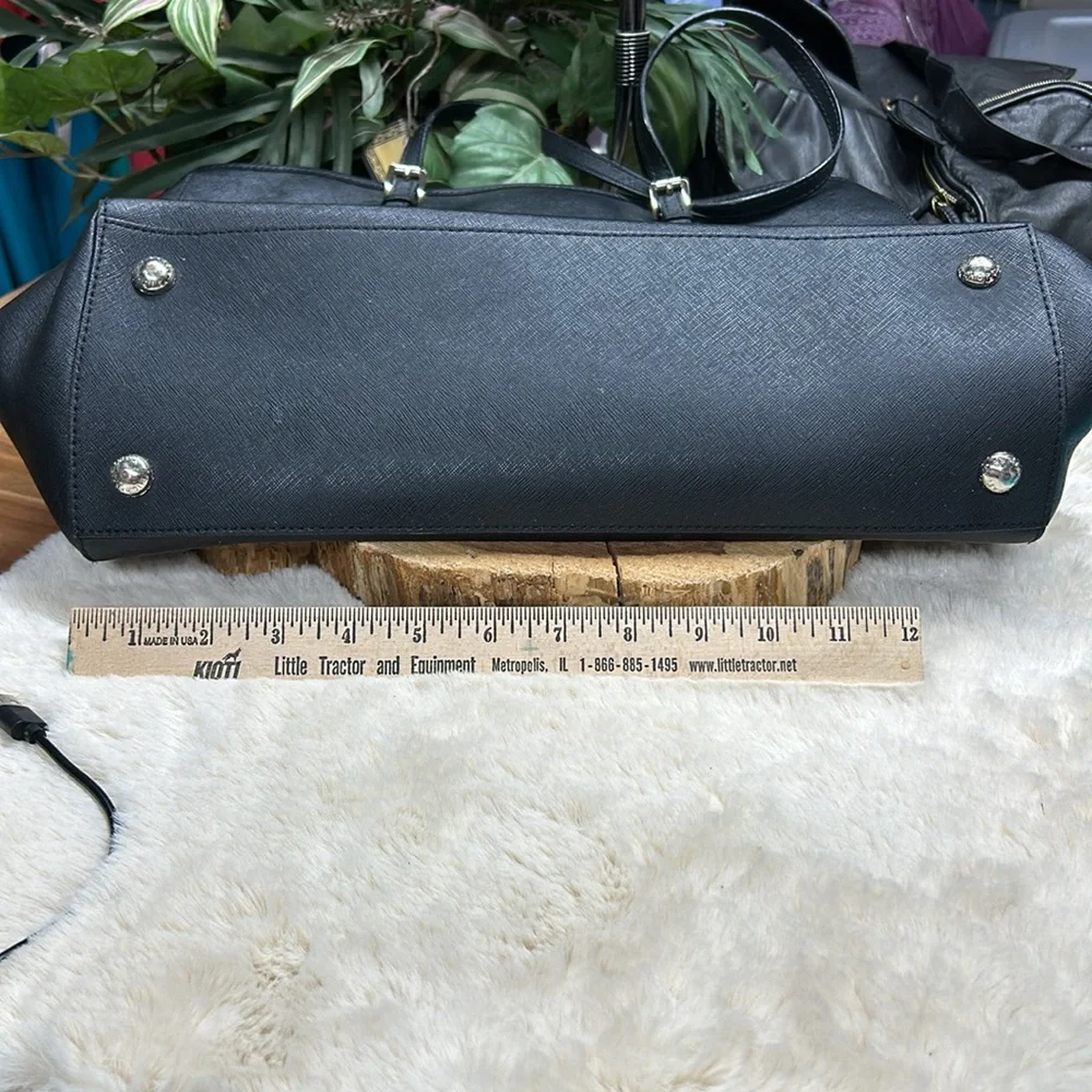 Michael Kors‎ black satchel large bag